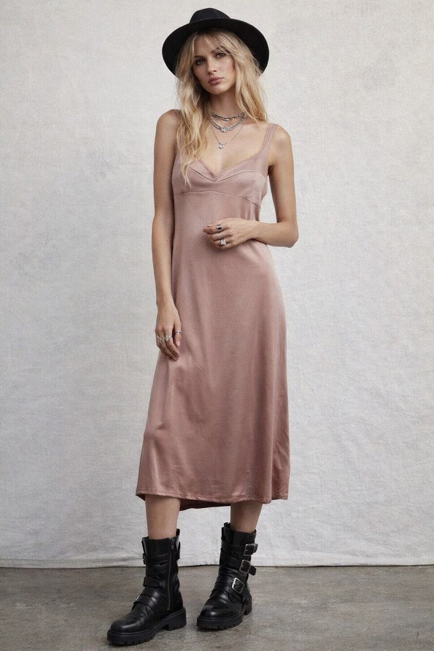 BCBG MAXAZRIA Vintage Y2K Romantic Goth Fairycore Slip Dress in Blush, Size 10